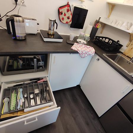 Gárdony Levelke Mini Apartman מראה חיצוני תמונה